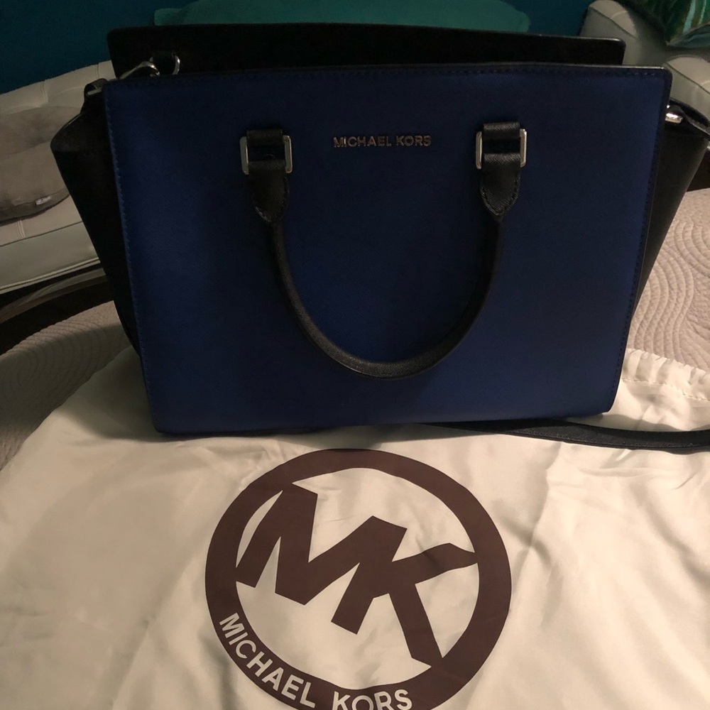 Micheal Kors Selma Purse